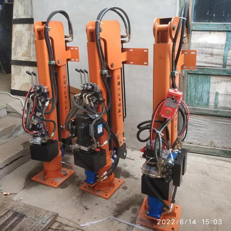 苏家屯区重汽蓝牌随车吊 3.2吨 国六动力强 液压驱动 农用自卸起重机